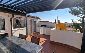 Maison De Vacances Avec Amarre